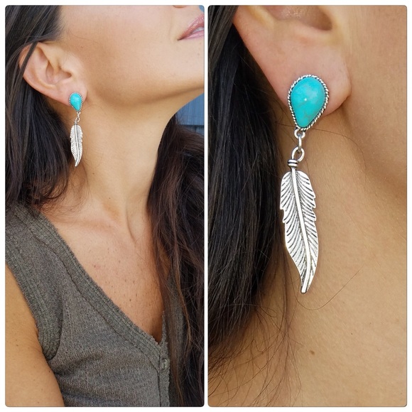 Chic by the Beach Jewelry - Silver turquoise  earrings